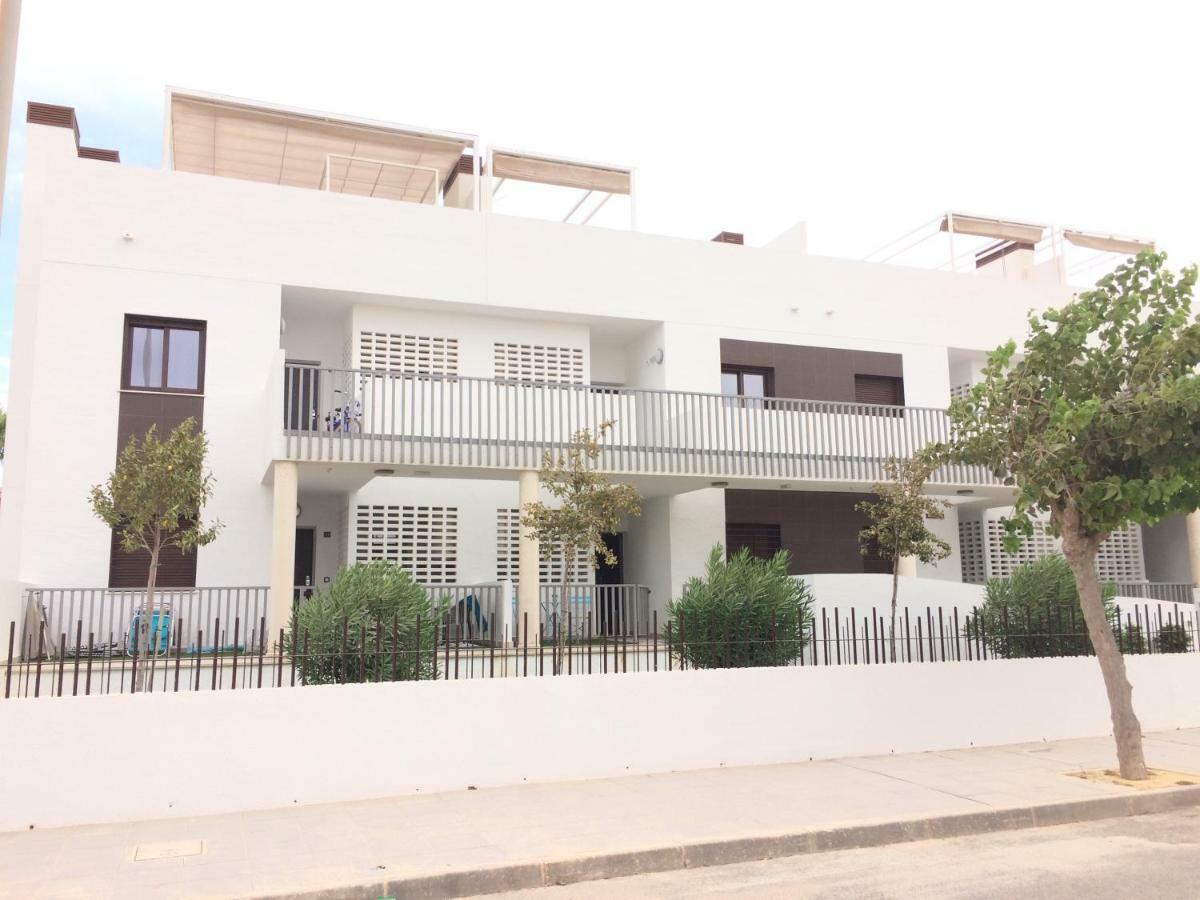 Exclusive New Apartment On The Beach Pilar de la Horadada Bagian luar foto